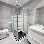 Le Luxe Au Soleil Face A La Torremolinos