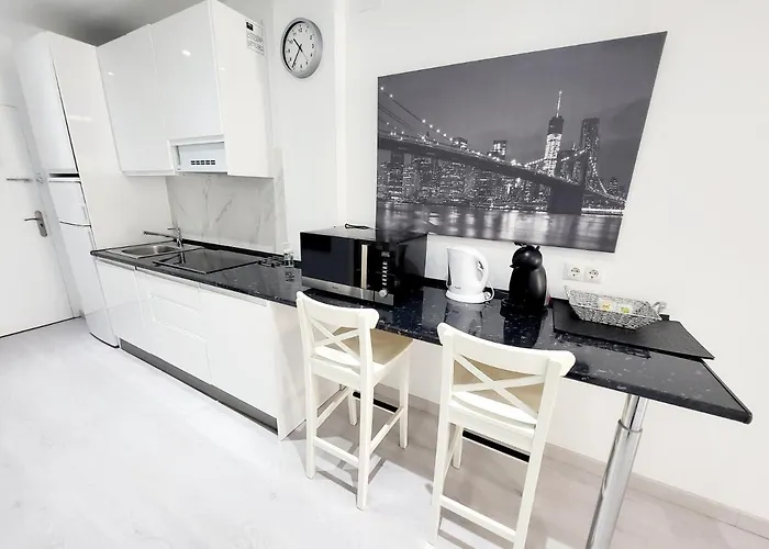 Le Luxe Au Soleil Face A La