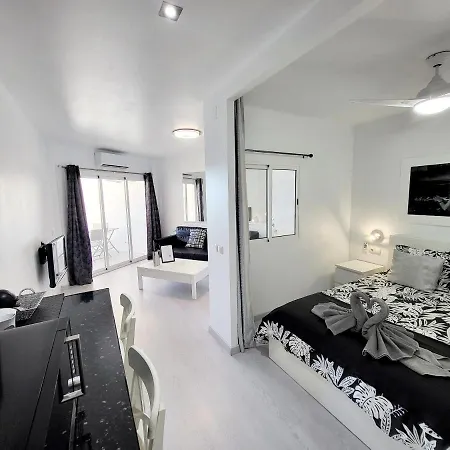 아파트 Le Luxe Au Soleil Face A La *