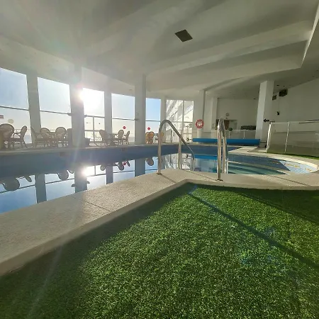 Le Luxe Au Soleil Face A La Torremolinos