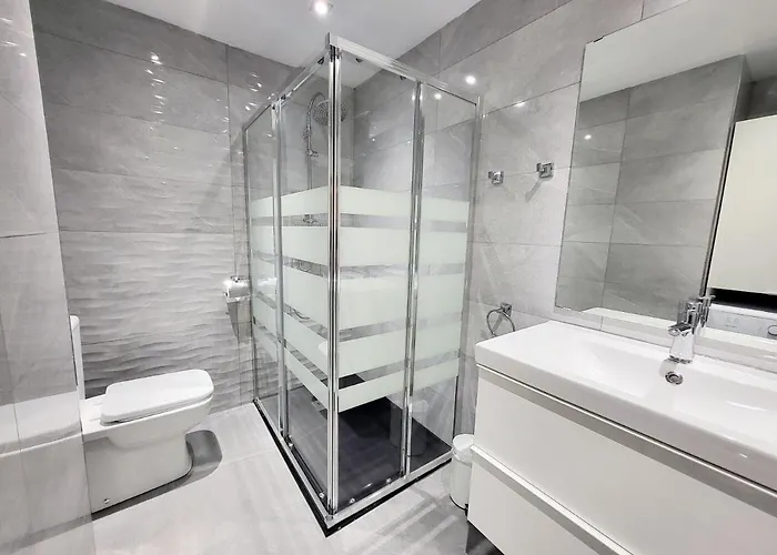 Le Luxe Au Soleil Face A La Torremolinos